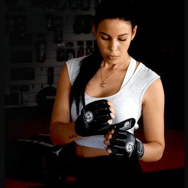 90031 ~ URBAN MMA GLOVES BLACK