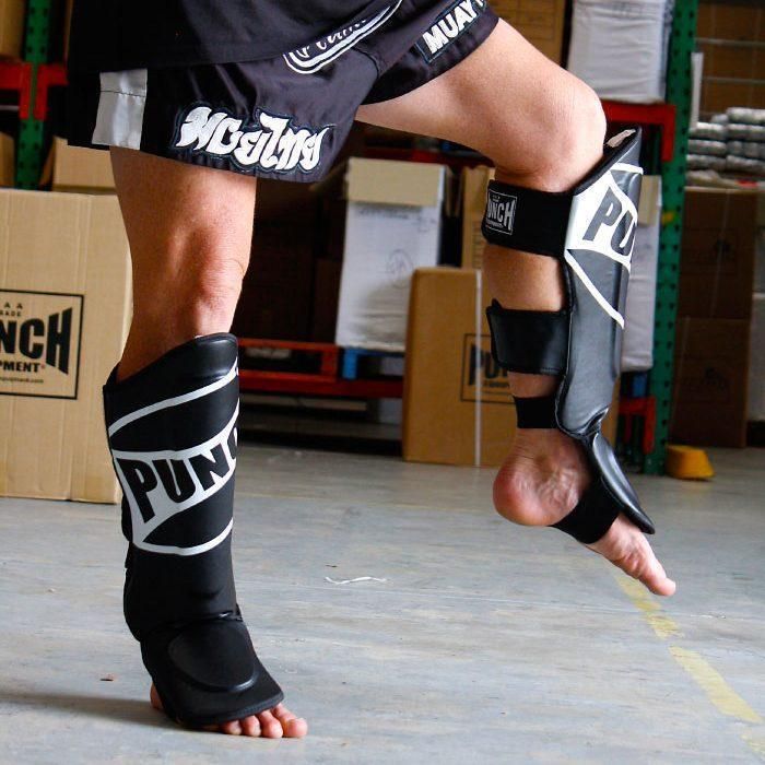 Punch Equipment MULTI-ITEM 904357 ~ PUNCH SHIN PADS BLACK New zealand nz vaughan